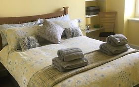 Kenneth Street Apartment